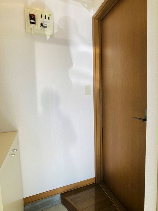 サンクレスト東三輪の玄関