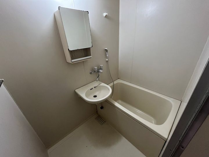 レオ新横浜A棟の風呂