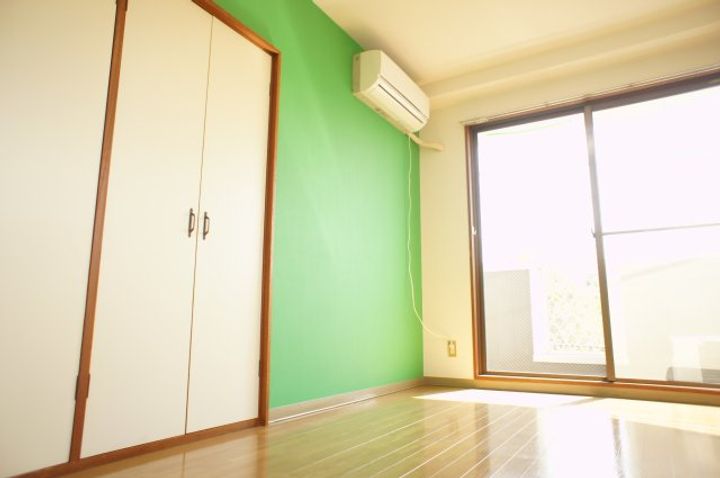 ソーヨービルの居間