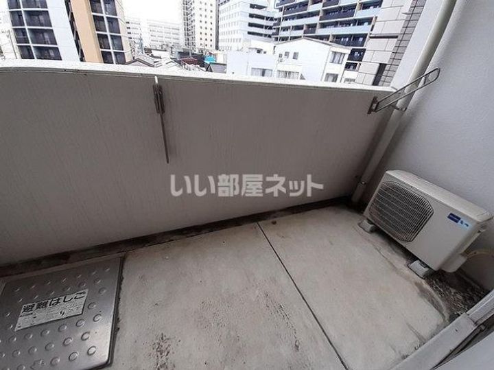 アヅマヤビルの内装