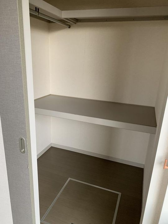 バリュージュ泉Bの内装