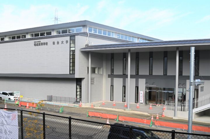 レオパレスフルーブ川平の周辺