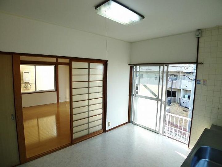 コーポフローラの居間