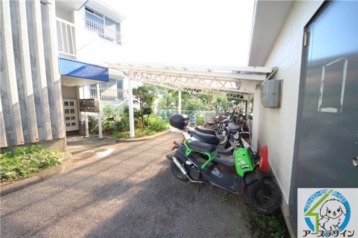 魚住コーポの地図