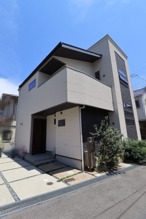 兵庫県神戸市東灘区西岡本4(一戸建)の賃貸物件の外観