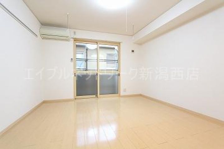セジュールシャインの居間