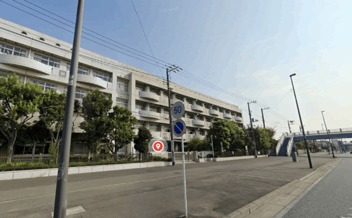 VETRATAの周辺