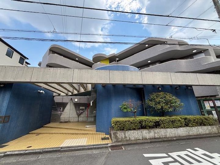 埼玉県さいたま市浦和区領家2(マンション)の賃貸物件の外観