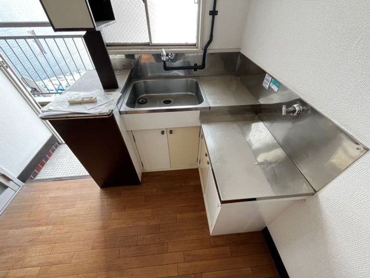 小野澤ビルのキッチン