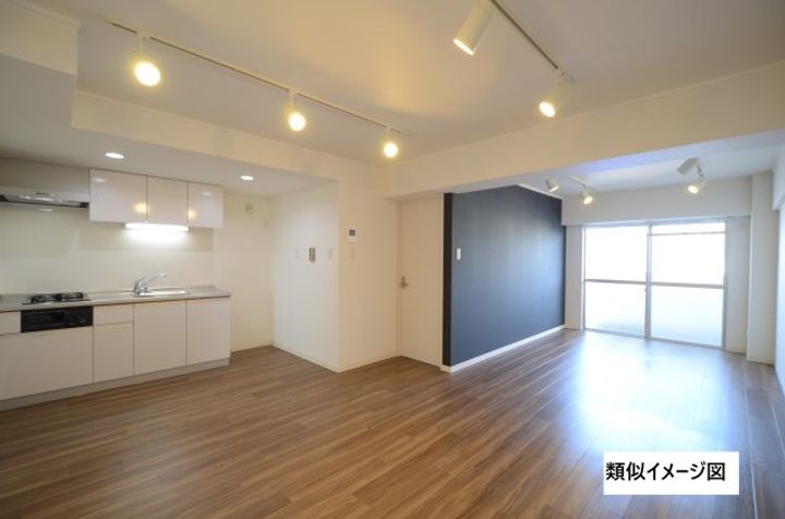 エクセントビル石川の居間