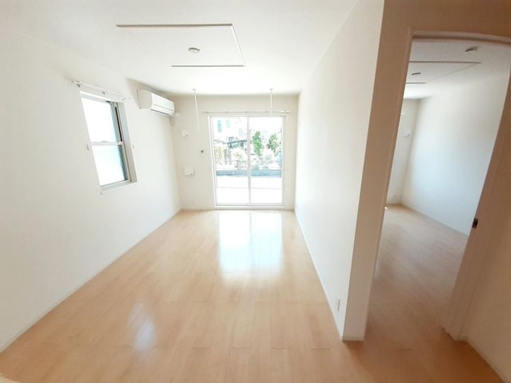 メゾン・シャーンス Iの居間