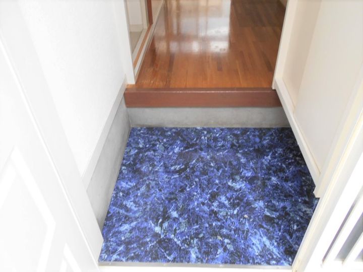 NTハイツの玄関