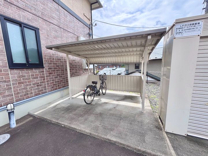 アンビックス利府 六番館の地図