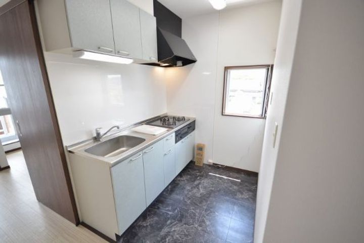 エルミタージュヒルズIのキッチン