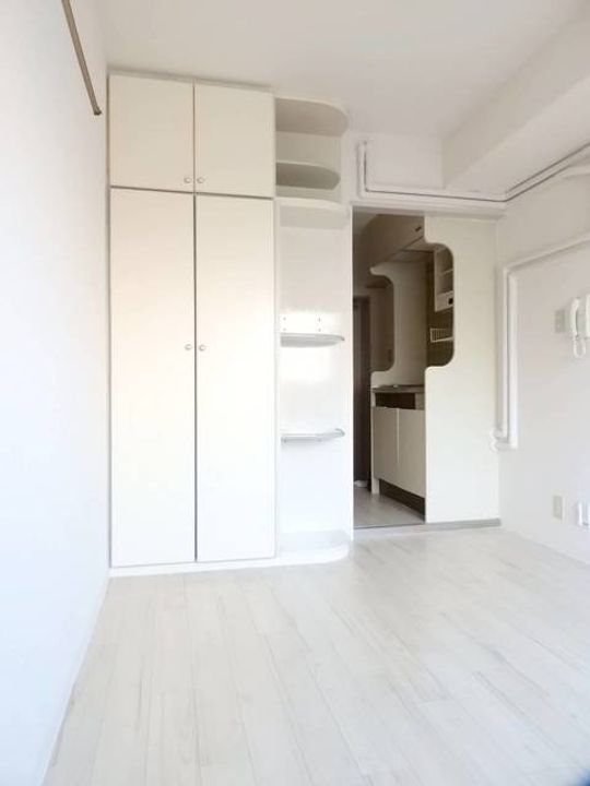 ピアニシオンブローニュクレストの居間