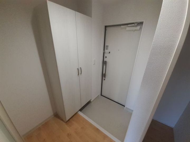 大阪府枚方市楠葉面取町1(マンション)の賃貸物件の玄関