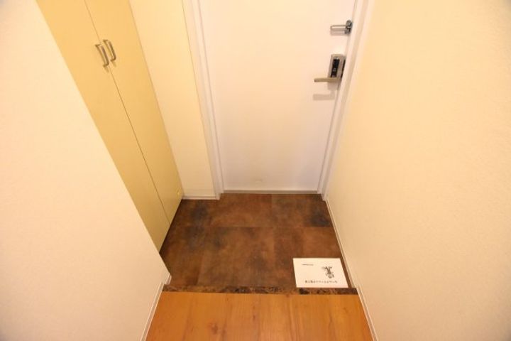 サンビレッジIIの玄関