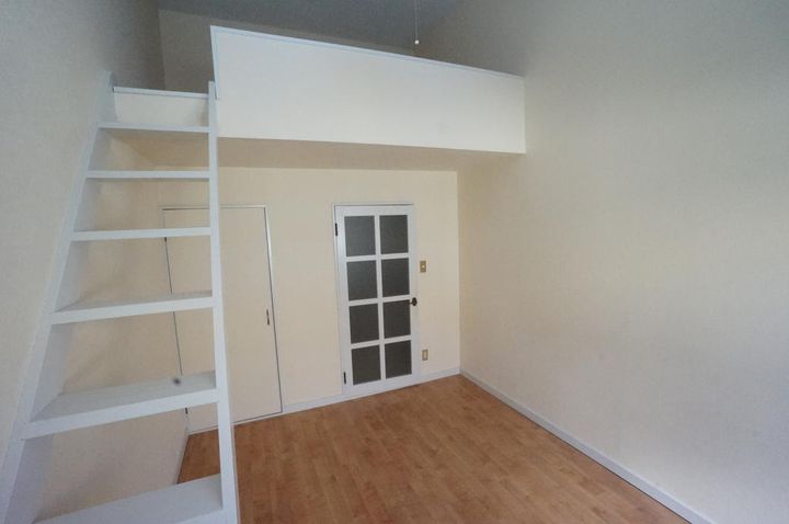 宮城県仙台市若林区若林5(アパート)の賃貸物件の居間