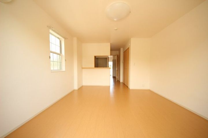 ワイズIIIの居間