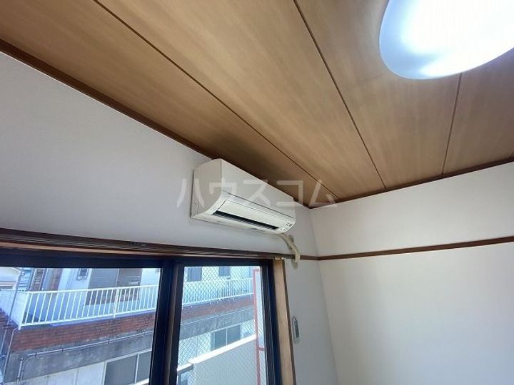 シシンハイツの内装