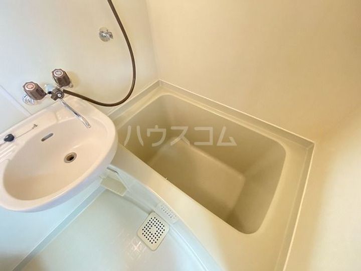 シシンハイツの風呂