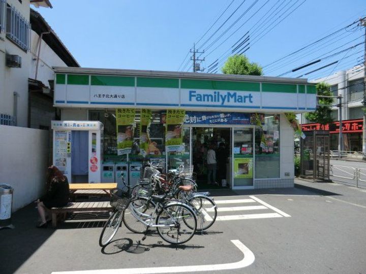 シシンハイツの周辺
