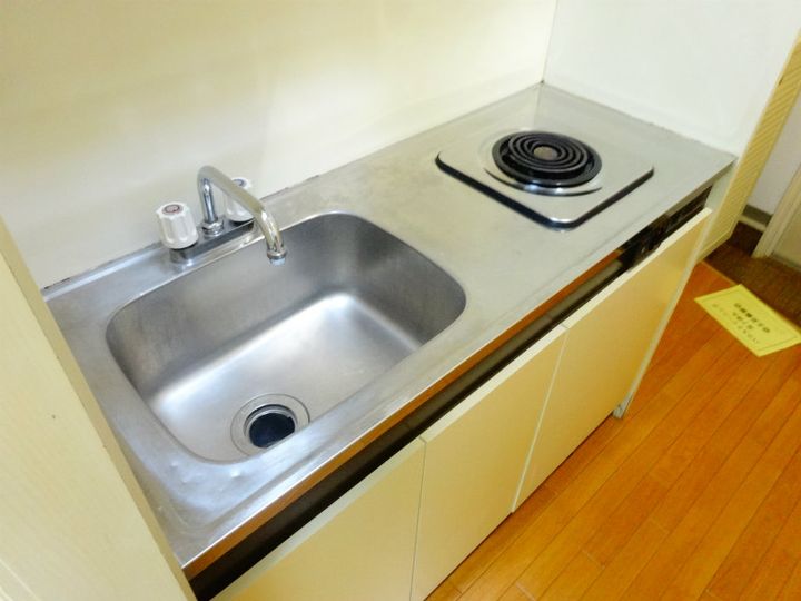 東京都府中市八幡町1(アパート)の賃貸物件のキッチン