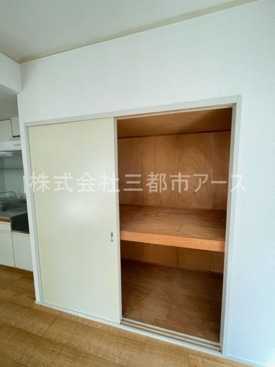 マンションアルファ不動前の内装
