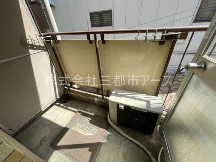 マンションアルファ不動前の内装