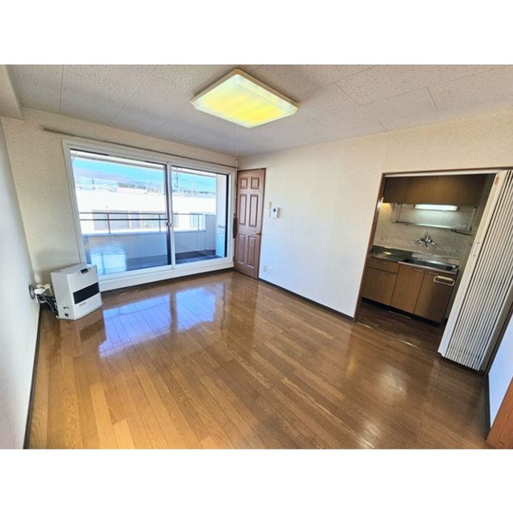 AVANT GARDEIIの居間