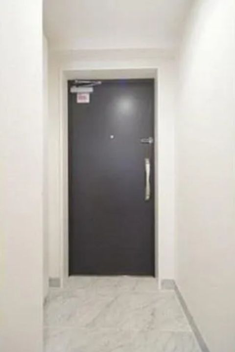 東京都中野区中野5(マンション)の賃貸物件の玄関