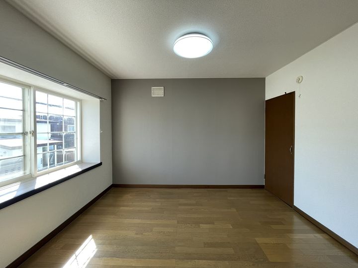 ルピナス近文の内装