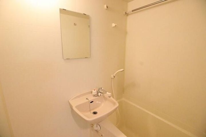 東京都新宿区弁天町(マンション)の賃貸物件の風呂