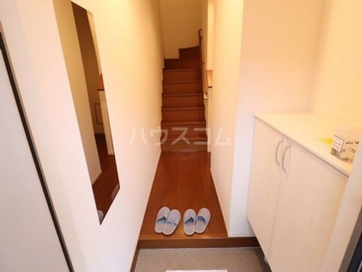 フォレステージBの玄関