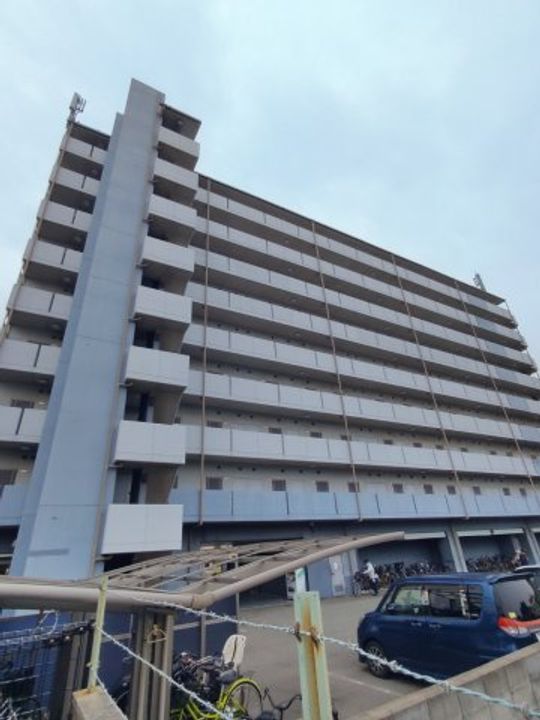 リアライズ住之江公園の外観