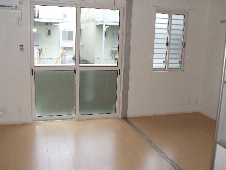 ポンテリーベAの居間