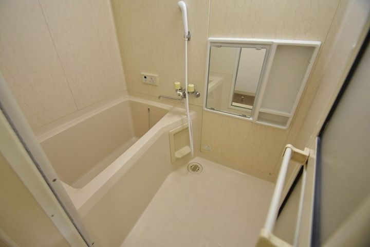 グリーンハウスハシモトBの風呂