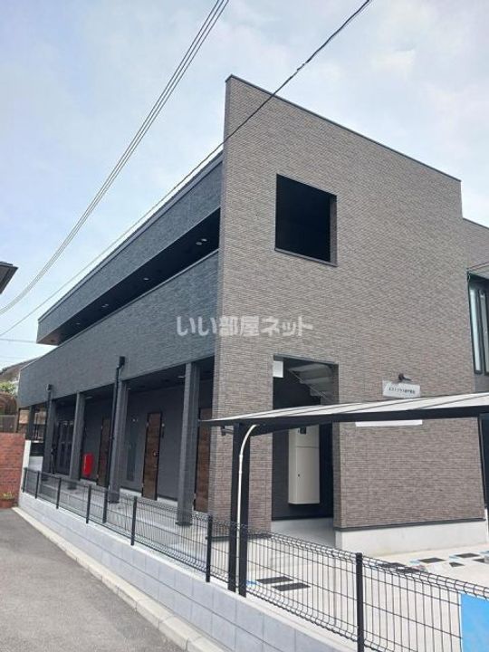 ネストプラス網干駅前の外観