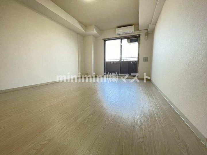 セレッソコート上本町EASTの居間