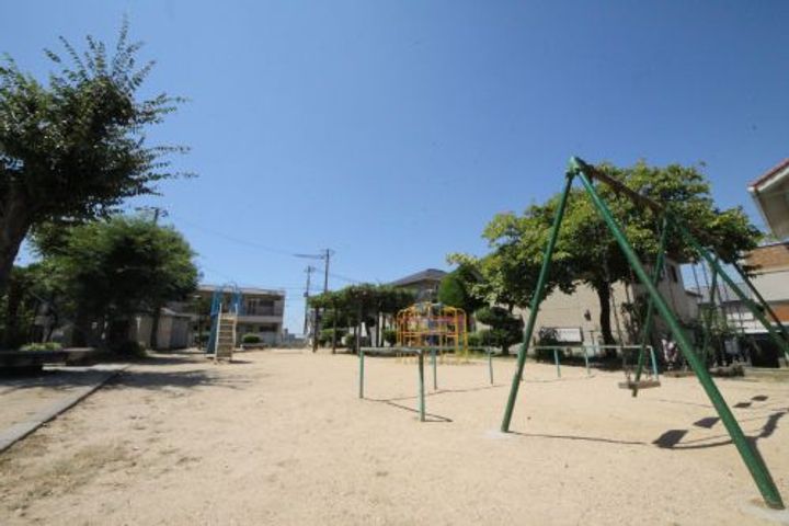 魚住コーポの周辺