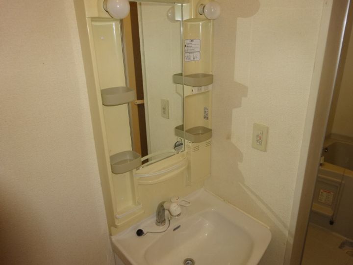 アメニティ寺前B棟の内装