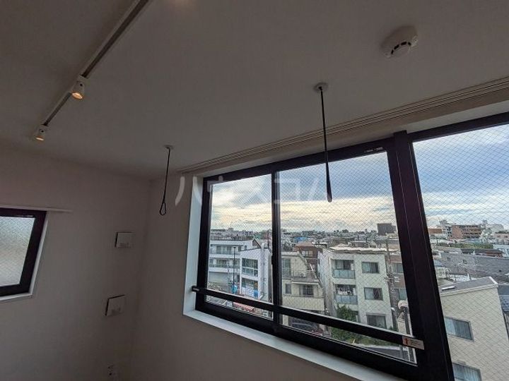 LEGALAND武蔵小山ANNEXの内装