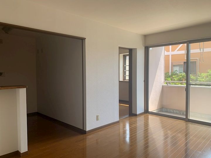 ソシア高月★平道匠小路★ペット可物件の居間