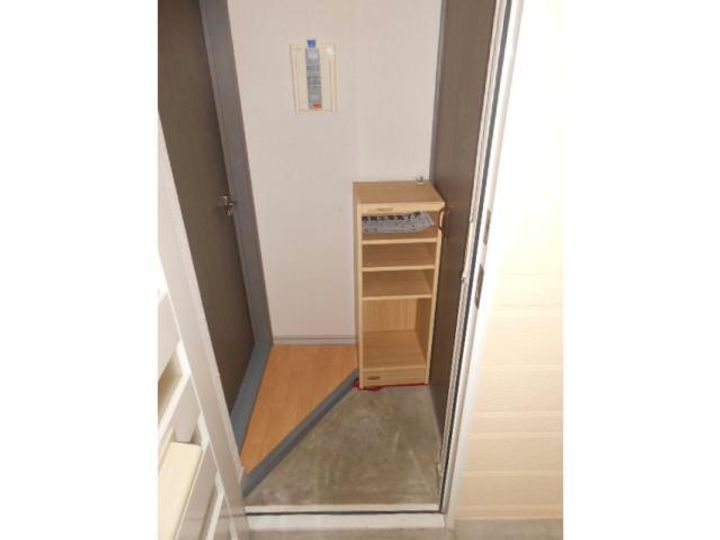 サンエイトの玄関