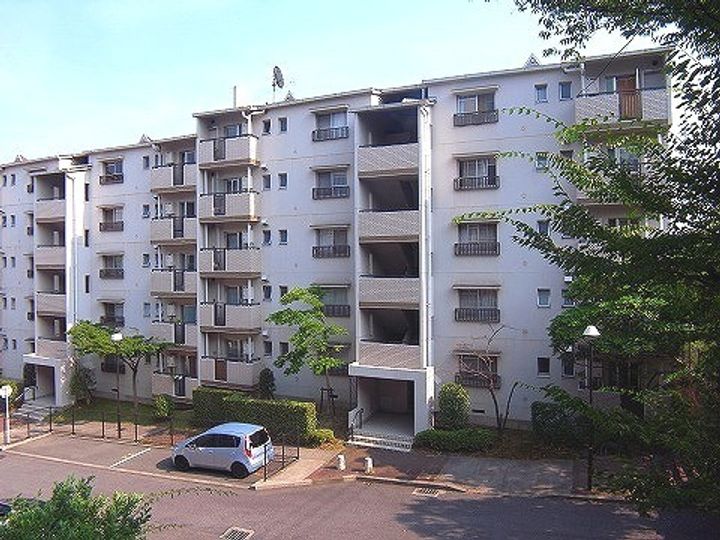 UR鈴が峰第6の外観