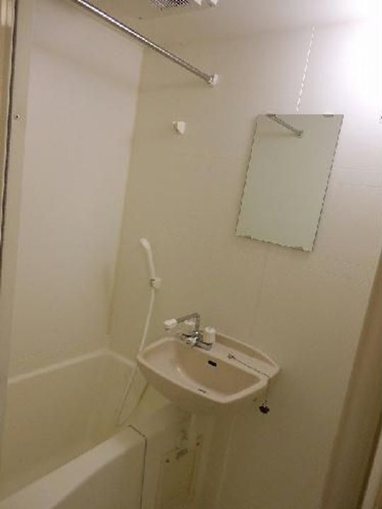 レオパレスグランロッシュの風呂