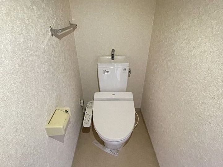 ケフィーズ・クニミの内装