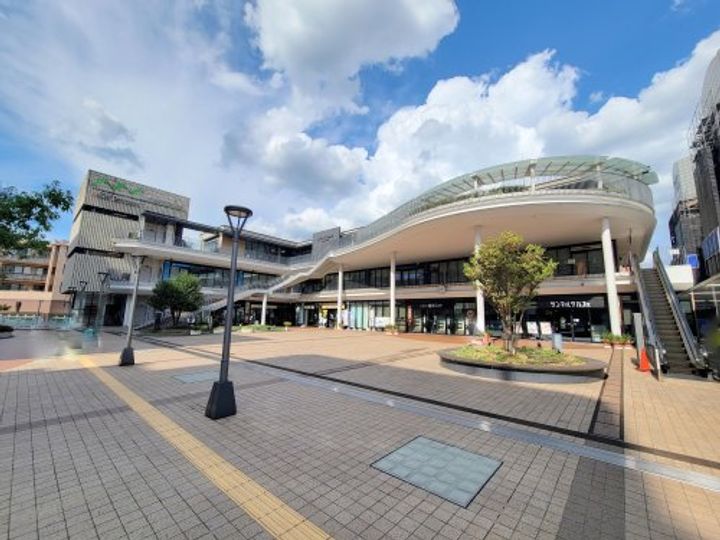 ビアンプラッセの周辺