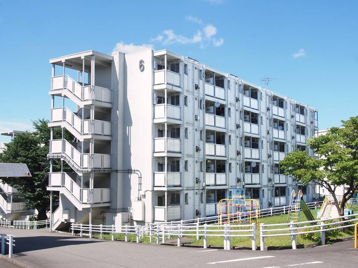 東京都八王子市小比企町(マンション)の賃貸物件の外観