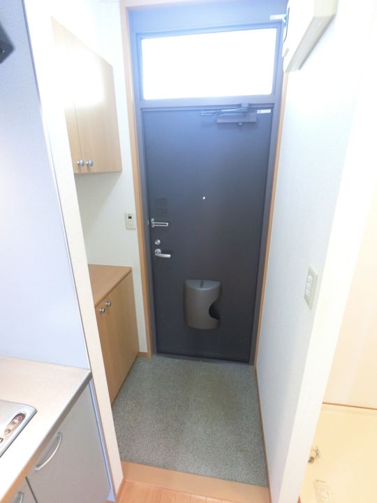 神奈川県川崎市中原区下新城1(アパート)の賃貸物件の玄関